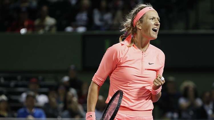 أزارينكا تصعد إلى ثالث أدوار بطولة ميامي