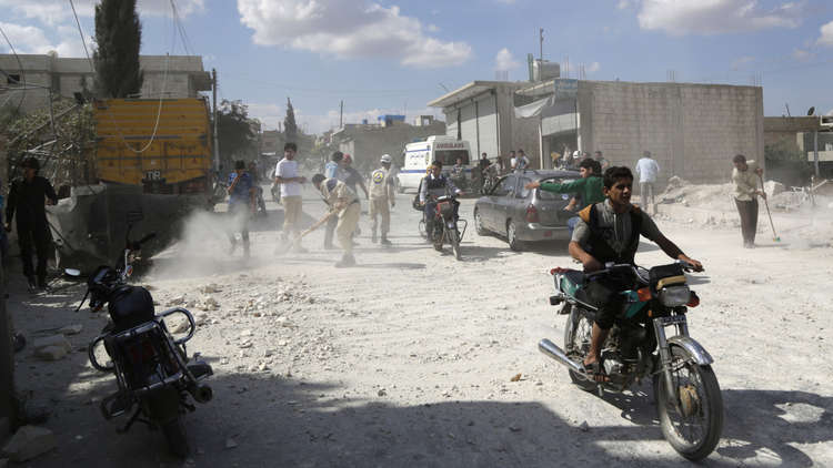 قتلى وجرحى جراء تفجير سيارة مفخخة وسط إدلب