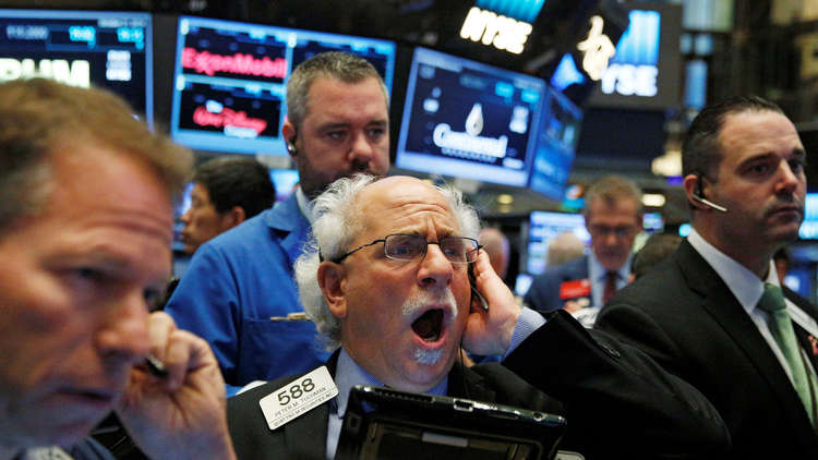 هل يصمد الدولار أمام ضربة الصين القاتلة؟