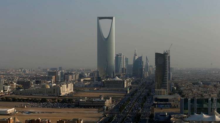 الرياض: مساحة مشروعنا للطاقة الشمسية أكبر من مساحة قطر بمرة ونصف