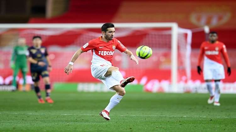 موتينيو يجدد تعاقده مع موناكو لغاية 2020