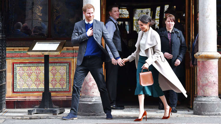 العائلة المالكة البريطانية تكشف قائمة المدعوين لزفاف الأمير هاري 