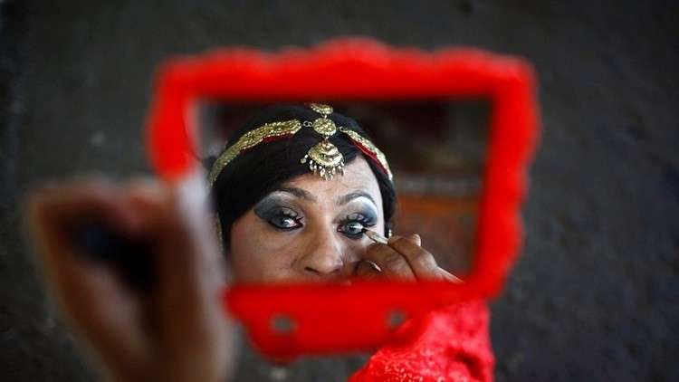 كيف تساهم "أسماء" المتحولين جنسيا في إنقاذ حياتهم؟