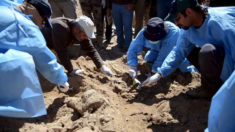 العراق.. اكتشاف مقبرة جديدة لضحايا "سبايكر" في تكريت