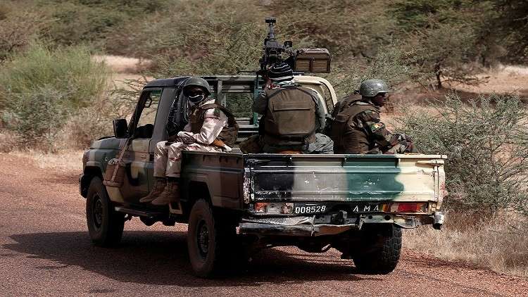 القوات الفرنسية والمالية تقتل 30 مسلحا على الحدود مع النيجر