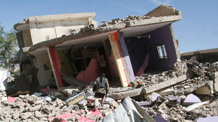 غارة التحالف العربي تقتل 12 شخصا من عائلة واحدة في تعز