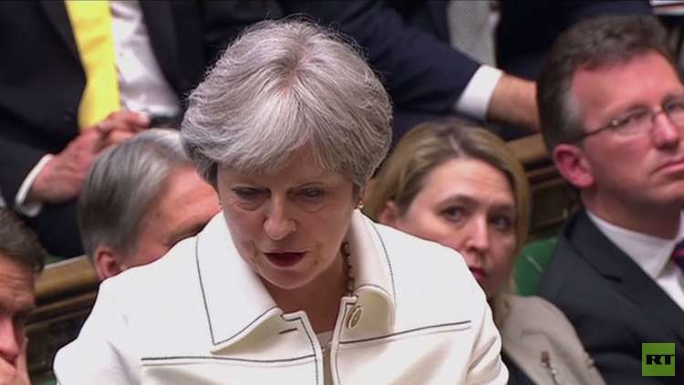 ماي تفسر لماذا قصفت سوريا قبل بدء التحقيق بـكيميائي دوما المزعوم