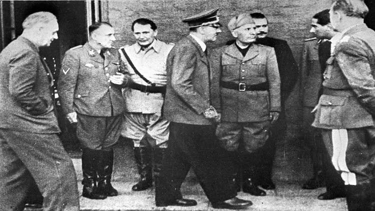 العثور على غواصة يشتبه بأن هتلر هرب على متنها