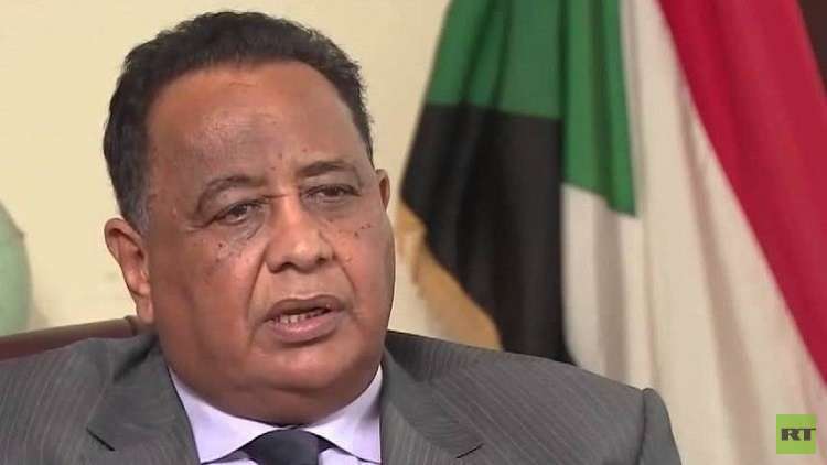 الرئيس السوداني يعفي وزير الخارجية إبراهيم الغندور من منصبه
