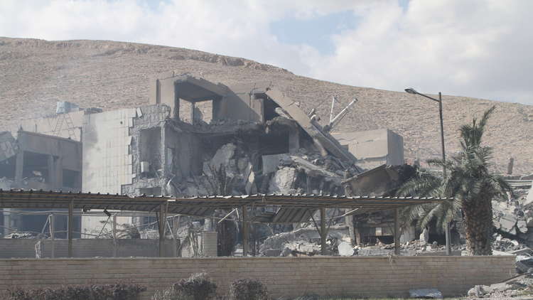 "سوريا قد تتعرض لضربة أمريكية قاسية يوم تنصيب بوتين"