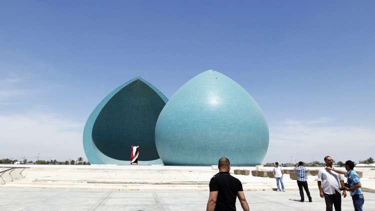 الكشف عن حقيقة عزم الحكومة العراقية إزالة "نصب الشهيد" في بغداد