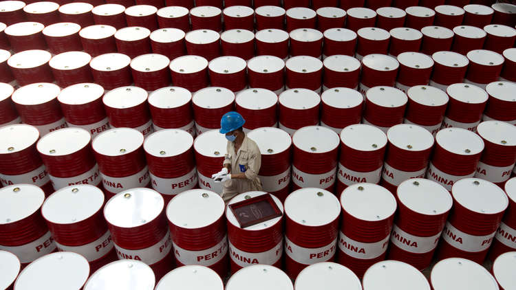 هبوط النفط رغم احتمال عودة العقوبات على إيران