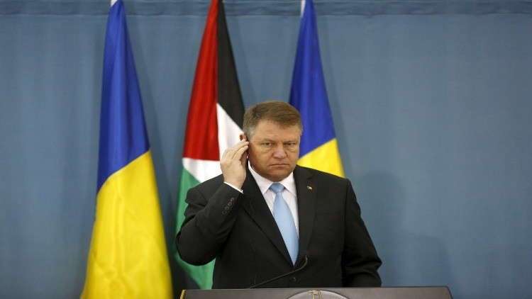 عقب زيارتها إسرائيل.. رئيس رومانيا يطلب من رئيسة الوزراء الاستقالة 
