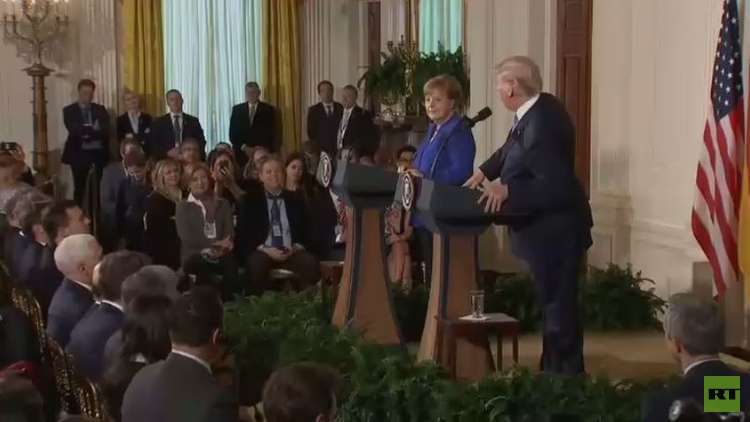 ميركل: الاتفاق النووي لا يكفي لكبح إيران