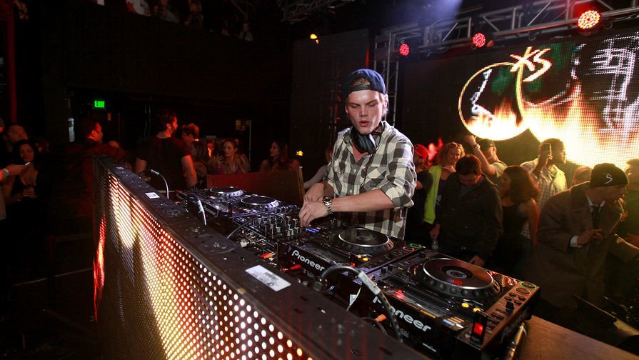 وفاة الموسيقي السويدي العالمي DJ Avicii في مسقط