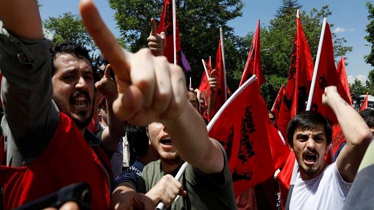 صدامات في تركيا بين الأمن والعمال في عيدهم