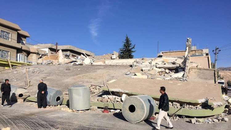 عشرات الإصابات في زلزال جنوب غرب إيران