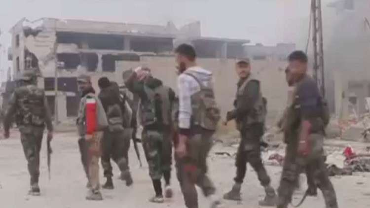 الجيش السوري ينتشر بأحياء بمخيم اليرموك