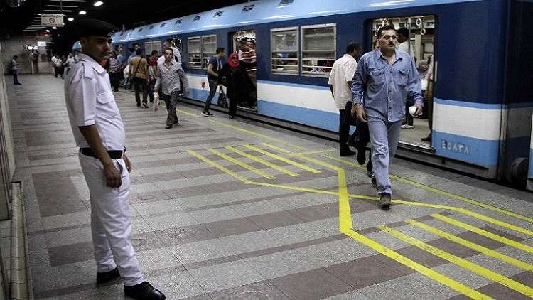 أسعار التذاكر الجديدة تبعد المصريين عن مترو الأنفاق
