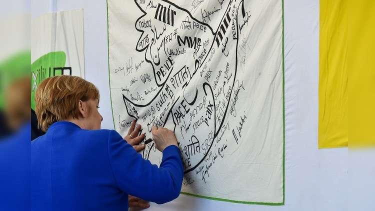 ميركل: على أوروبا بذل المزيد لوقف الحرب في سوريا