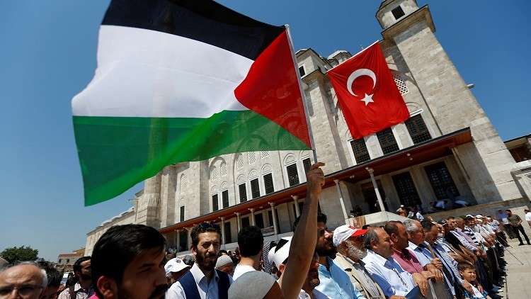 تركيا تقيم صلاة الغائب على أرواح الفلسطينيين في غزة 