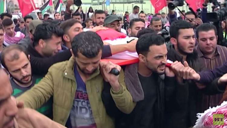 غزة تشيع ضحايا مسيرات العودة