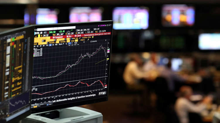 النفط يسجل أعلى مستوى منذ نوفمبر 2014