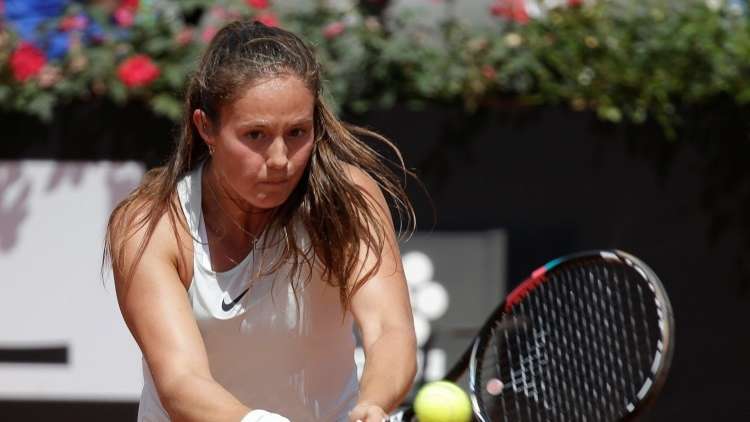 الروسية كاساتكينا تودع روما على يد جارتها الأوكرانية سفيتولينا.. فيديو