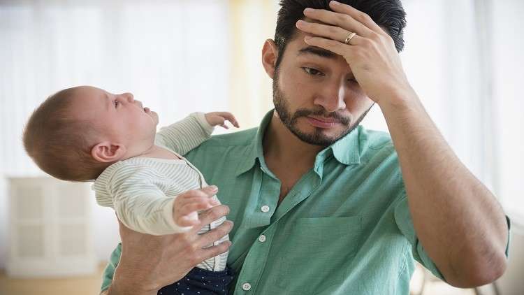 الرجال أيضا يصابون باكتئاب ما بعد الولادة 