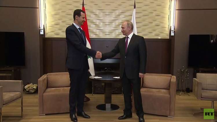 الأسد يؤكد لبوتين خلال لقائهما في سوتشي استعداده للتسوية السياسية في سوريا 