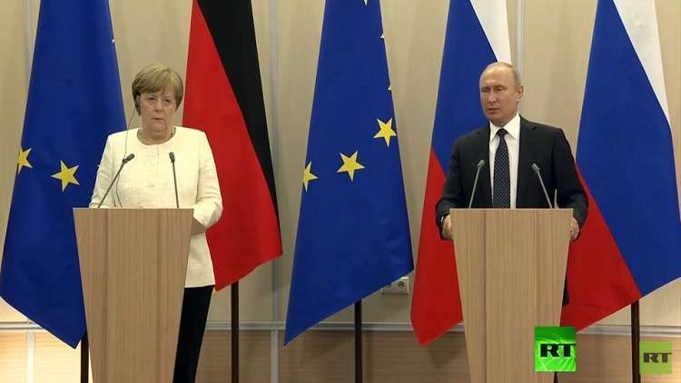 بوتين وميركل يؤكدان عزم بلديهما الإسهام في العملية السياسية بسوريا