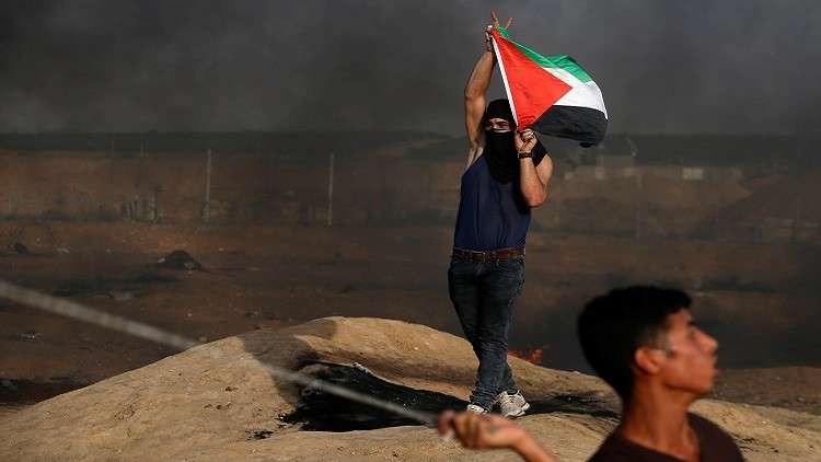 إصابة 58 فلسطينيا برصاص الجيش الإسرائيلي على حدود غزة