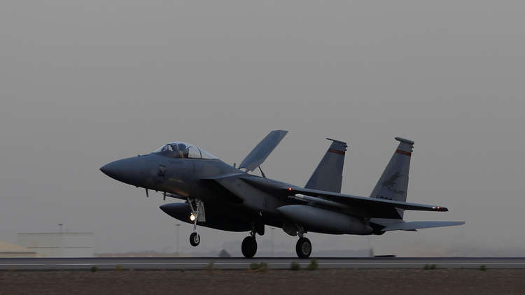 التحالف "الأمريكي" ينفي توجيه ضربات إلى سوريا من أراضي العراق الغربية