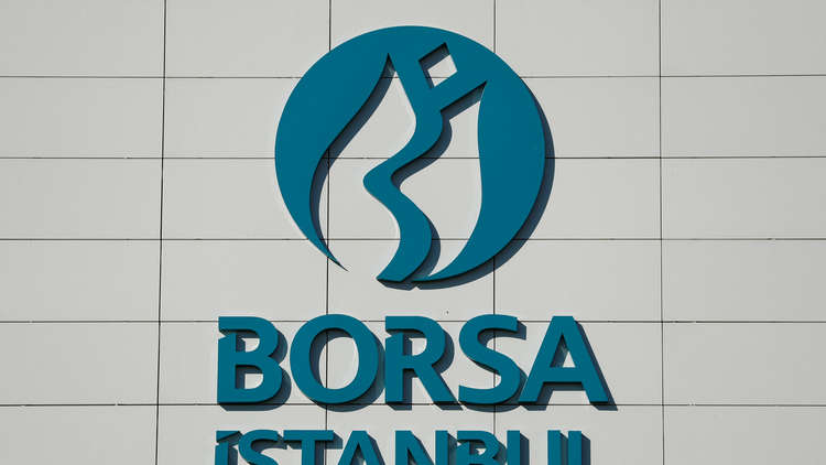 بورصة إسطنبول تتخذ إجراءات لدعم الليرة
