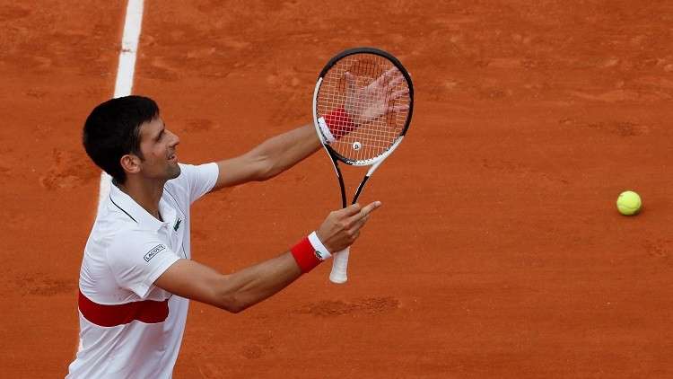 دجوكوفيتش يصعد إلى ثاني أدوار 