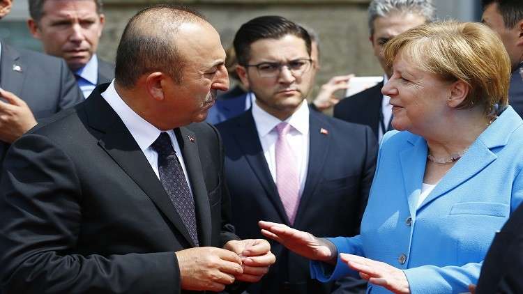 ميركل تدعو أردوغان لزيارة برلين 
