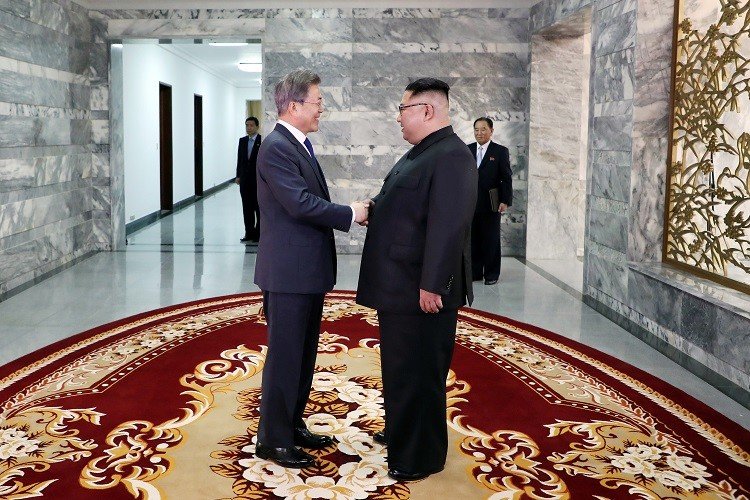 رئيس كوريا الجنوبية يلتقي الزعيم الكوري الشمالي في قمة ثانية