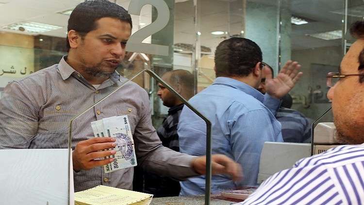 مصر تكشف عن مقدار زيادة المرتبات والمعاشات لمواطنيها