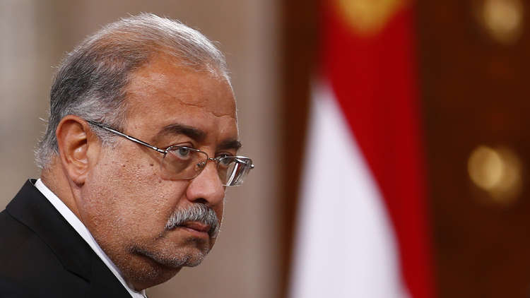 حكومة شريف إسماعيل تقدم استقالتها للرئيس المصري