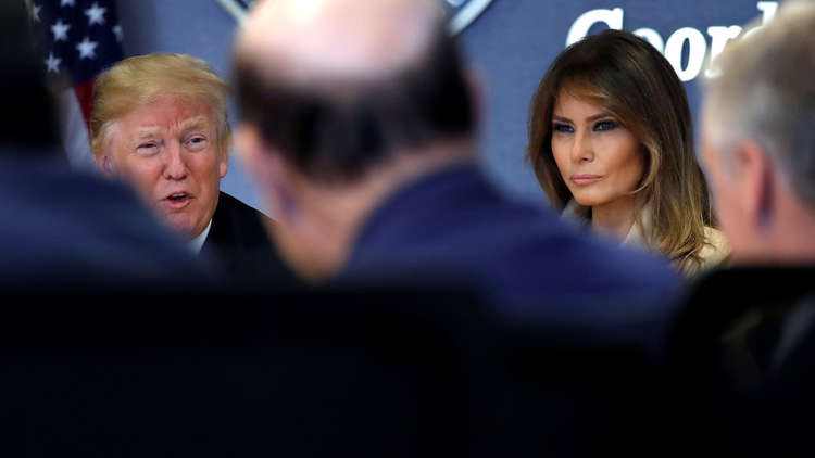 ميلانيا ترامب تتنصل من محامي زوجها!