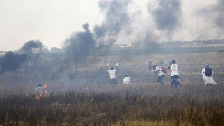 4 قتلى و525 مصابا بالرصاص الحي والغاز الإسرائيلي في غزة