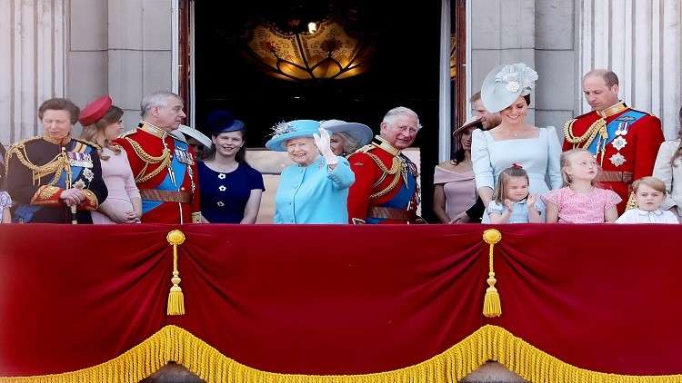 أول مشاركة لميغان في الاحتفال الرسمي بميلاد الملكة!