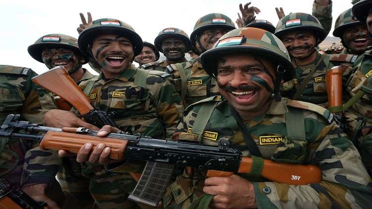 مصرع 4 عسكريين هنود في كشمير 