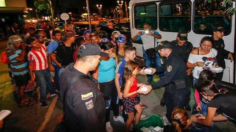 عدد النازحين من فنزويلا إلى كولومبيا يتجاوز المليون