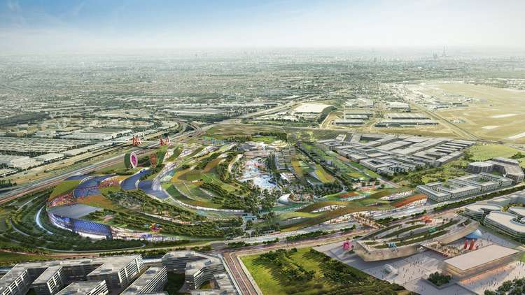 نشطاء فرنسيون يحتجون على "دبي في باريس"