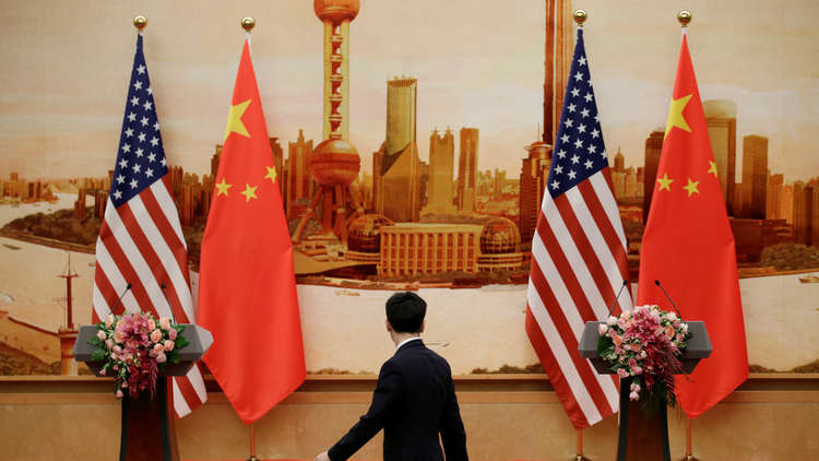 الصين تتهم الولايات المتحدة بالابتزاز وإطلاق حرب تجارية 