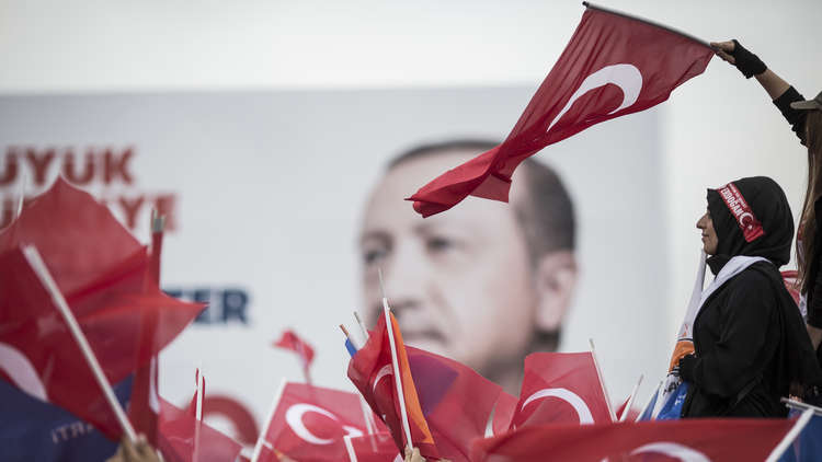أول تهان عربية لأردوغان بفوزه الانتخابي