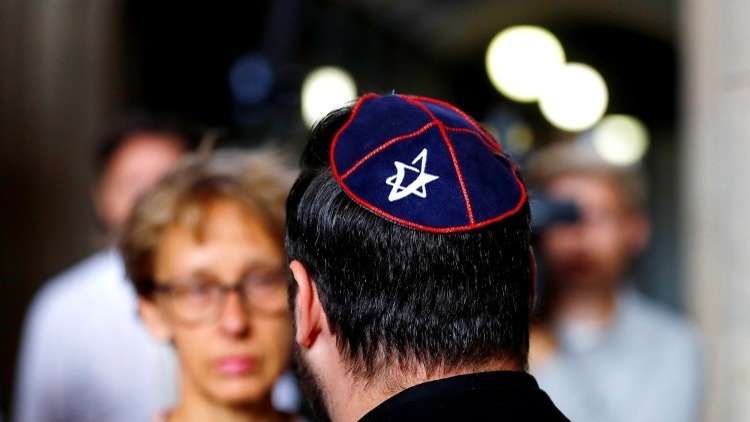 القضاء الألماني يعاقب لاجئا سوريا بتهمة معاداة السامية