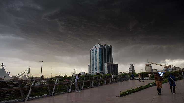 موسكو يمكن أن تنقذ طهران من عزلة نفطية