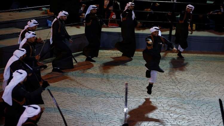  أول منشدة سعودية تتغنى بمحمد بن سلمان وتثير جدلا!